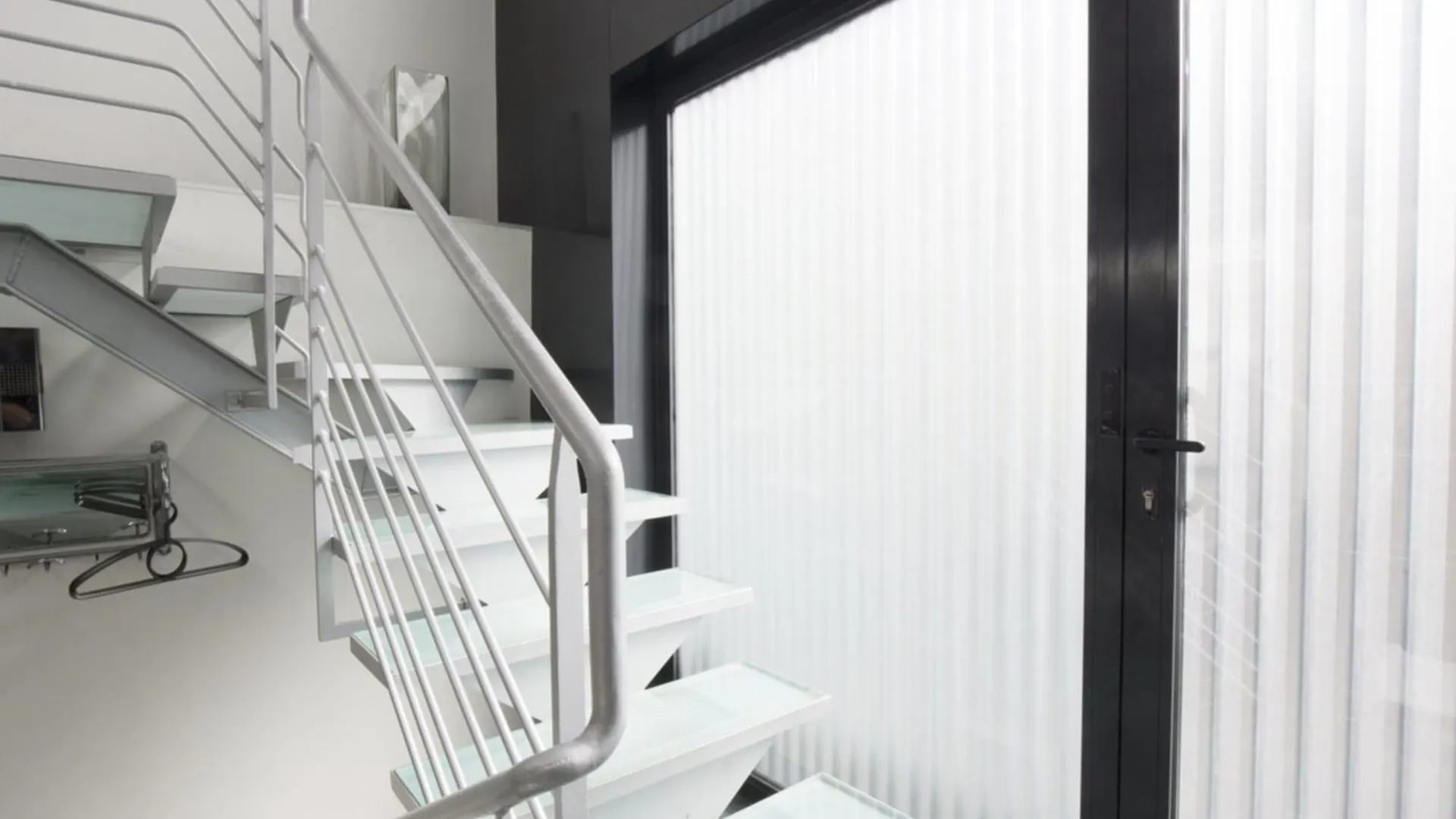 Maison D'architecte De 6 Niveaux A Villa *
